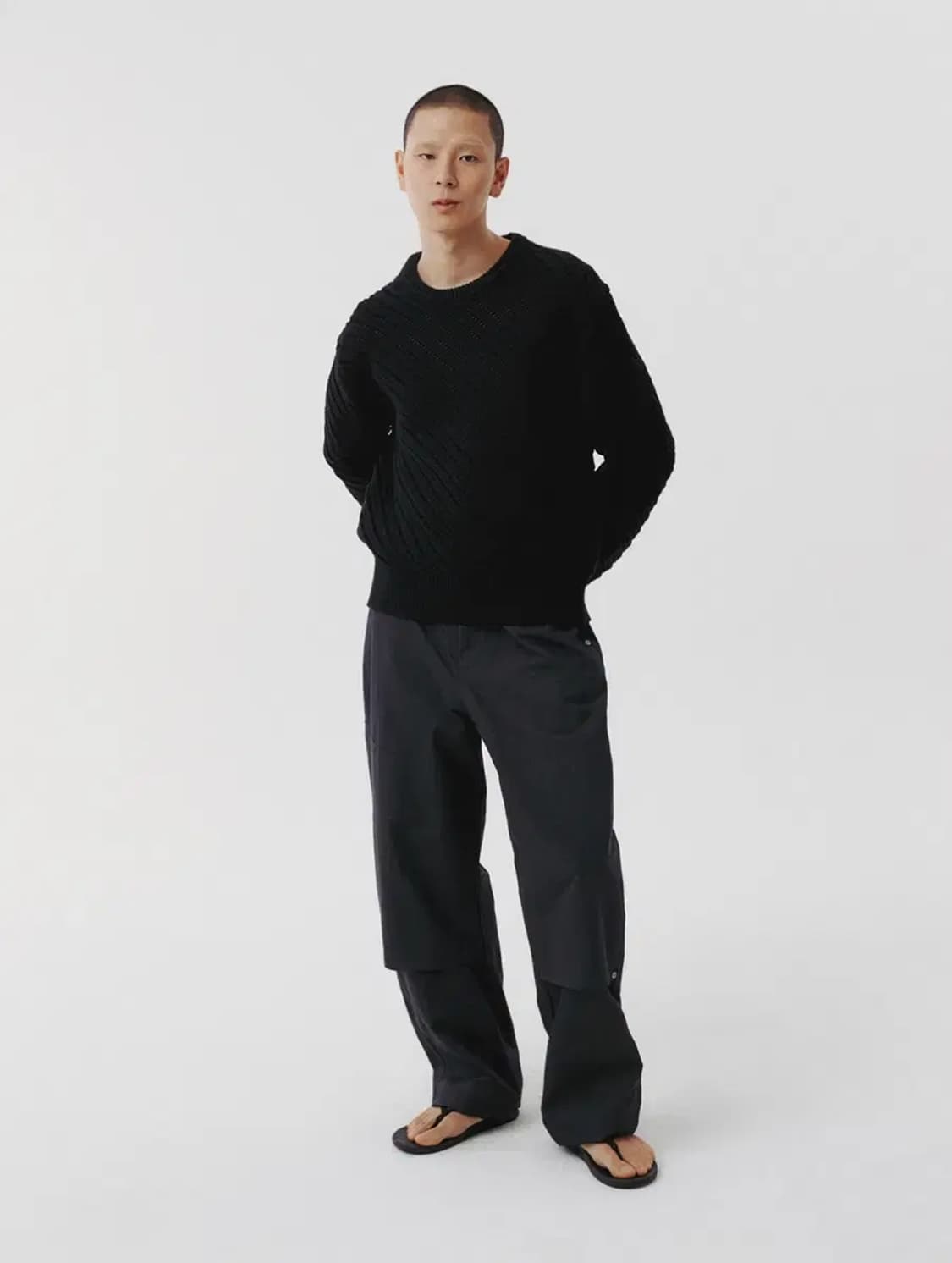 르마드 오블리크 시스루 라운드 니트 스웨터 블랙 2 사이즈 M 상품이미지3