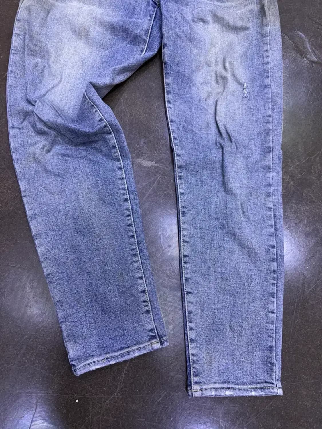 게스 빈티지 워싱 데미지 테이퍼드핏 데님팬츠 라이트 블루 31 상품이미지7