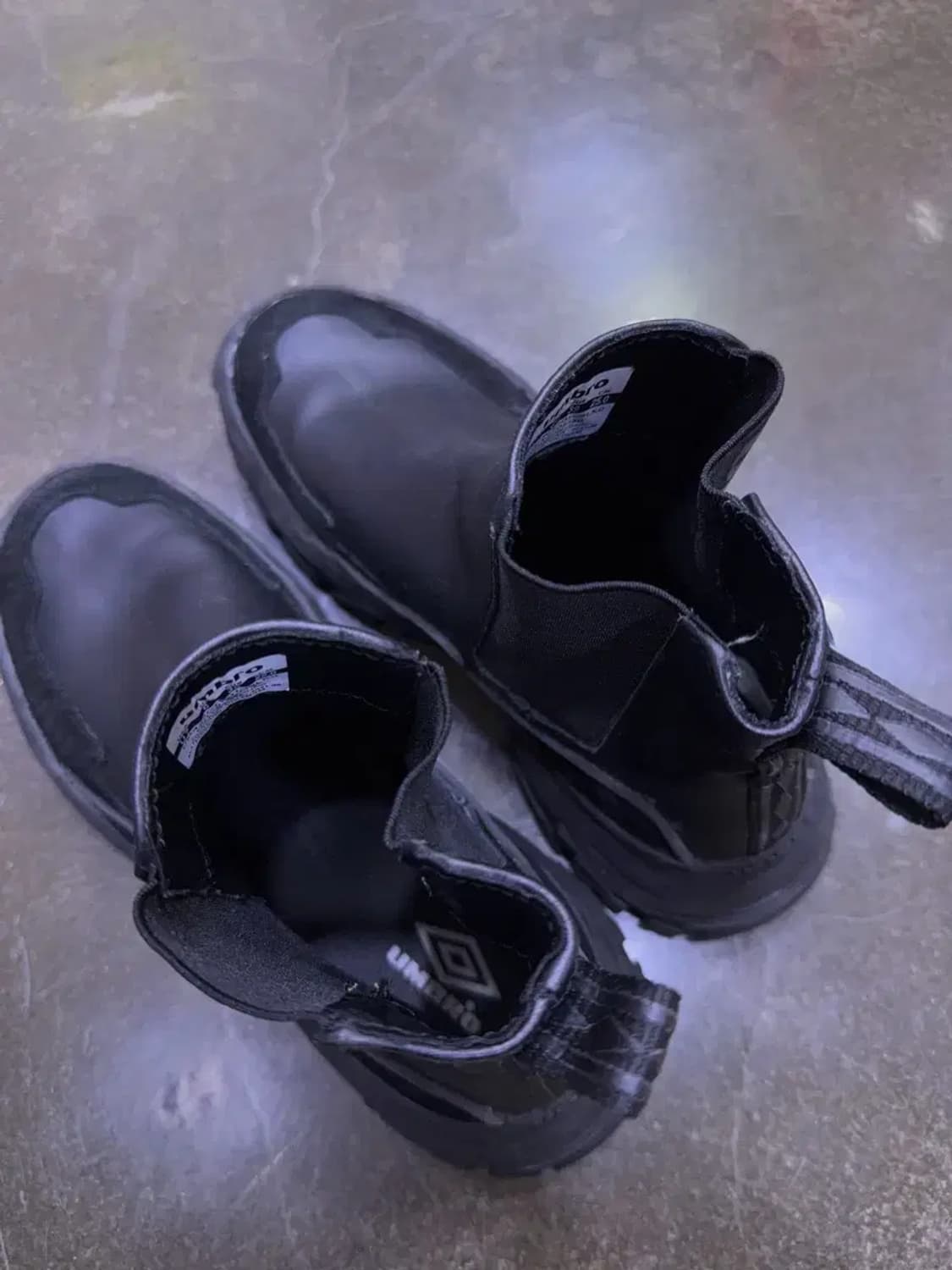 엄브로 헤이크 미드컷 첼시부츠 블랙 250 상품이미지7