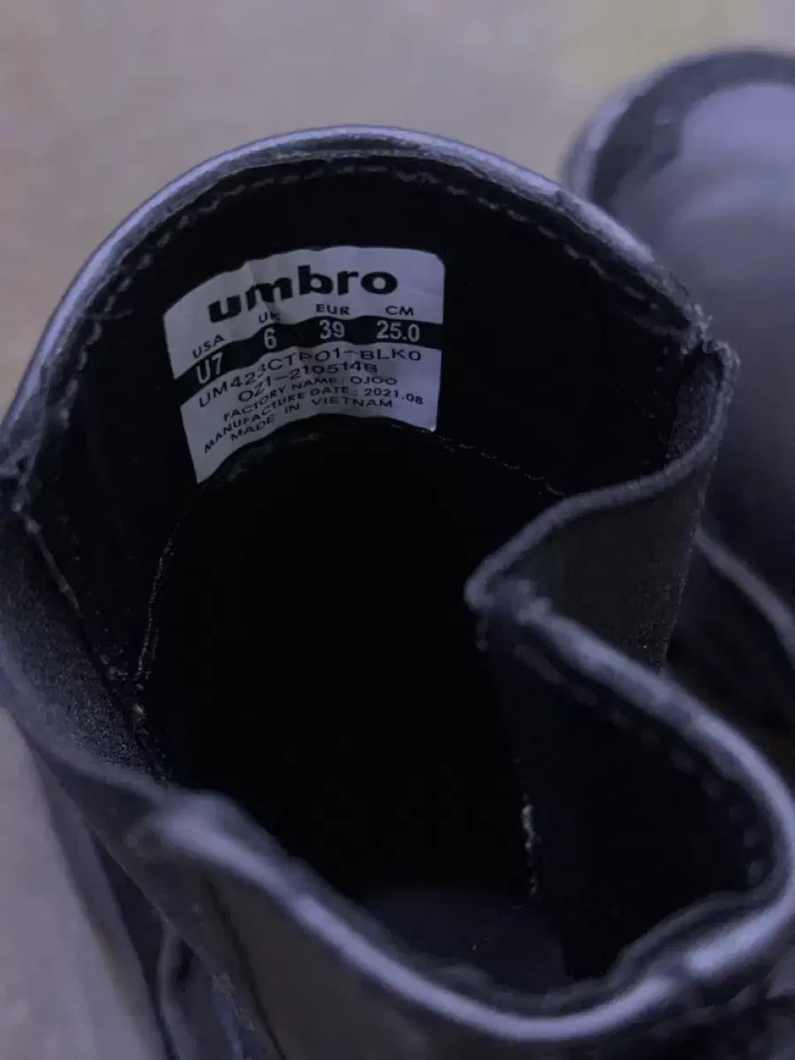 엄브로 헤이크 미드컷 첼시부츠 블랙 250 상품이미지9