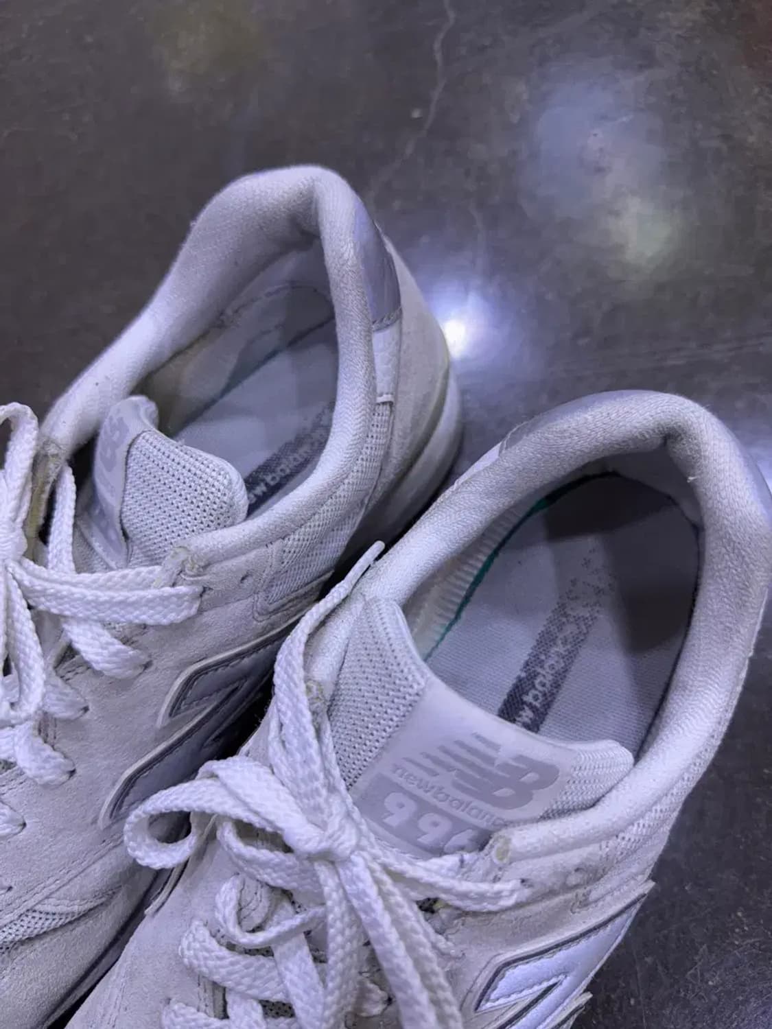 뉴발란스 996 스웨이드 그레이 스니커즈 270 상품이미지6