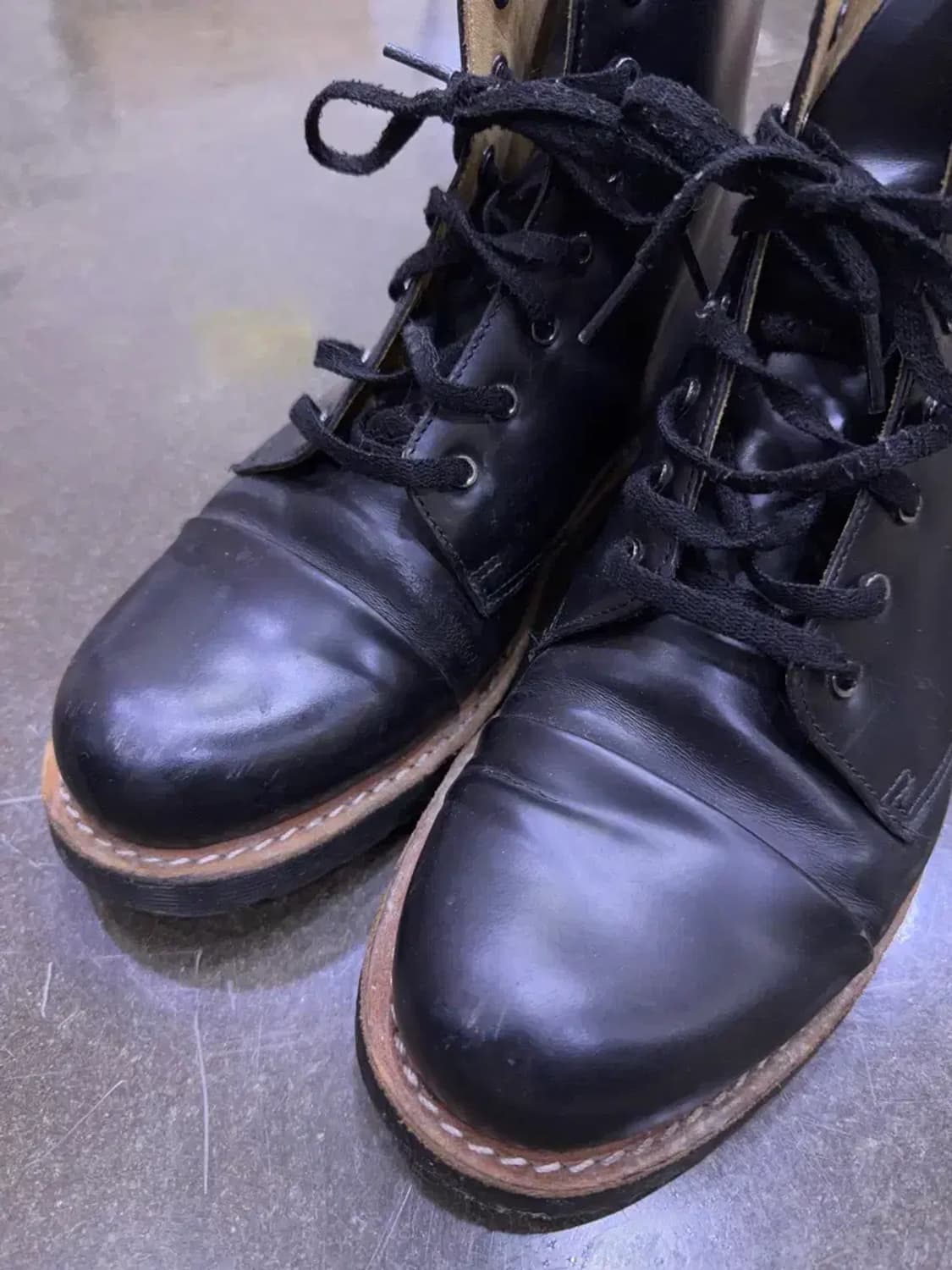 닥터마틴 찰튼 8홀 워커 부츠 270 상품이미지3