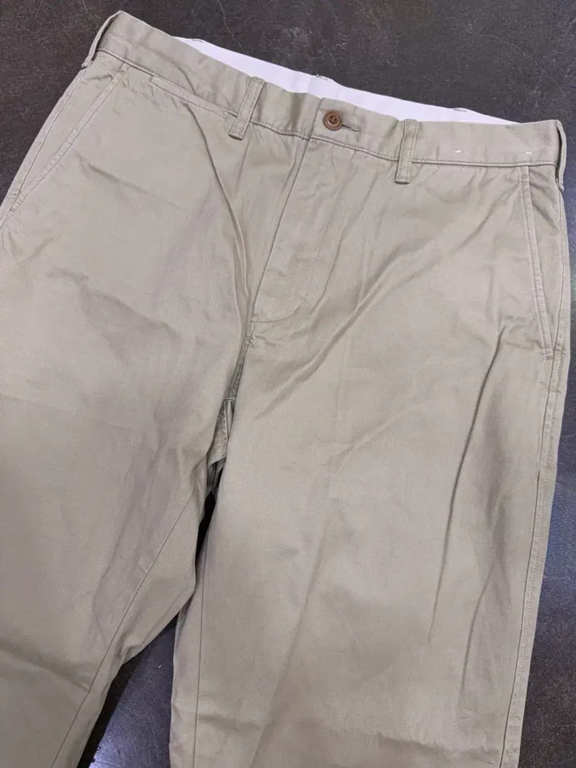 유니클로 레귤러핏 치노팬츠 베이지 81 (32) 상품이미지6