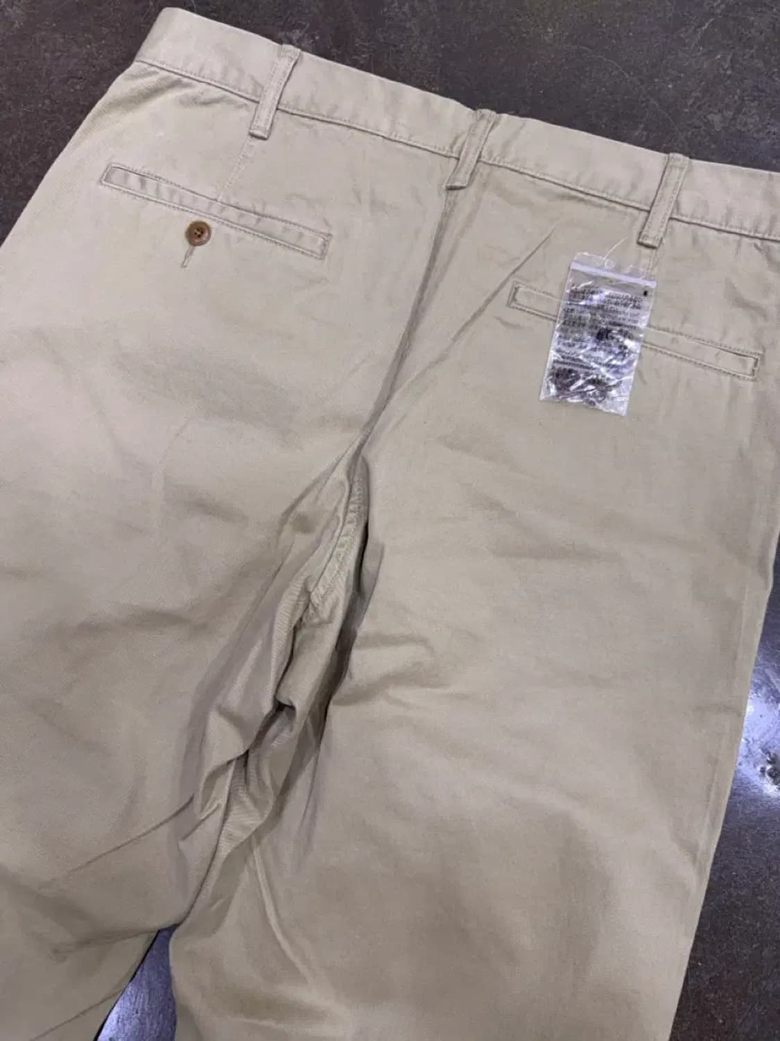 유니클로 레귤러핏 치노팬츠 베이지 81 (32) 상품이미지9