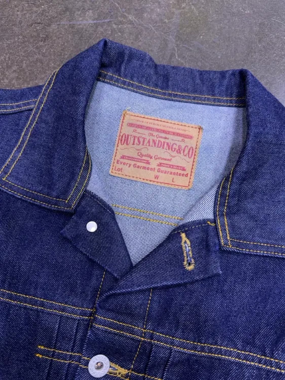 아웃스탠딩 2세대 라운드 포켓 셀비지 데님자켓 트러커 L 상품이미지6