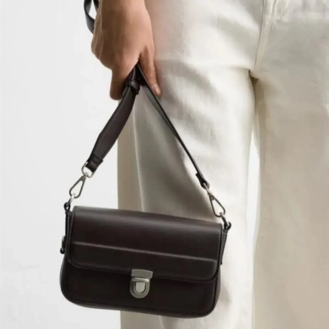 자라 블랙 미니 크로스바디 백 크로스백 가방 상품이미지2