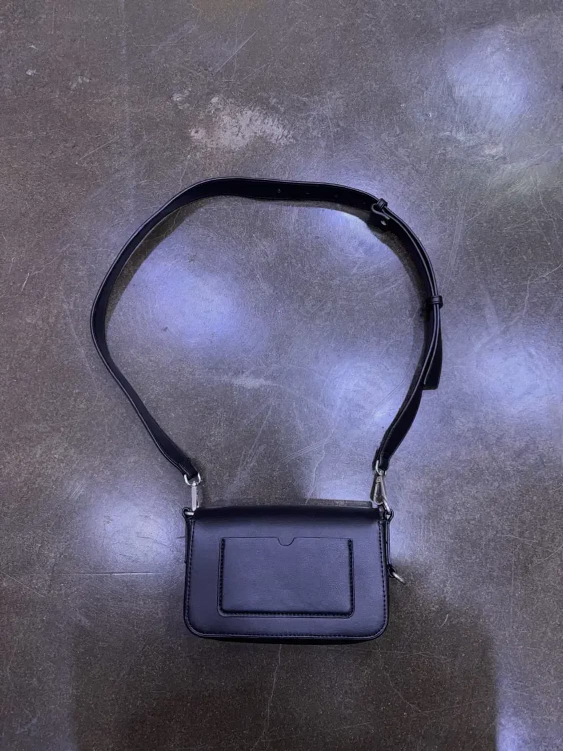 자라 블랙 미니 크로스바디 백 크로스백 가방 상품이미지8