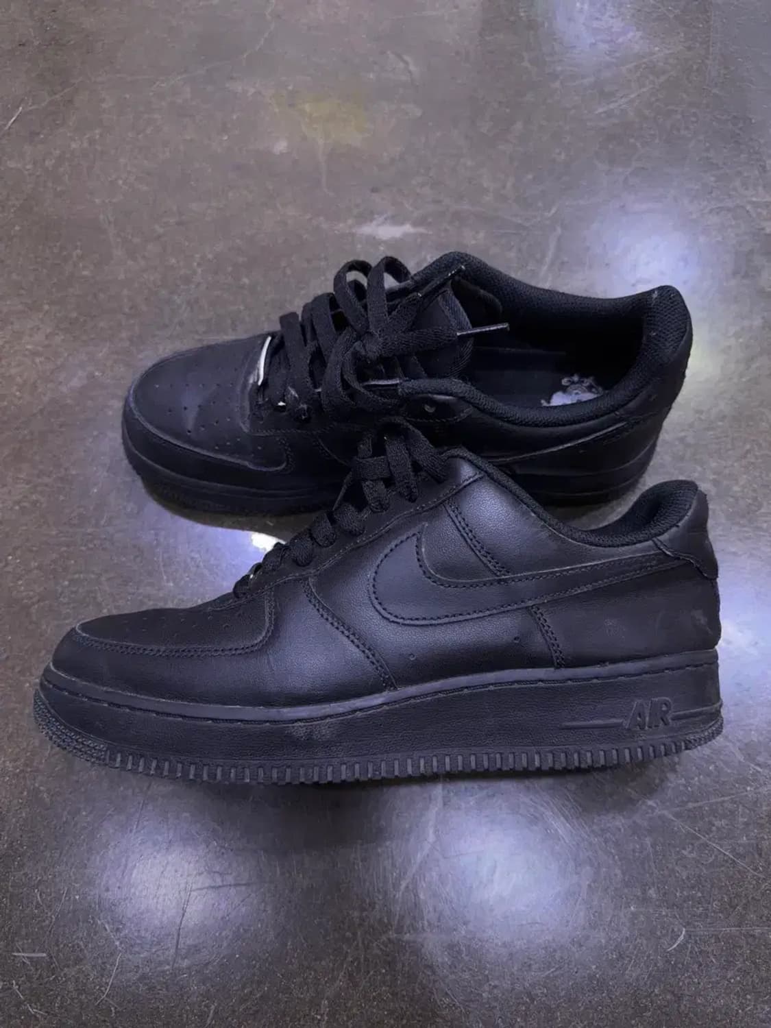 나이키 에어포스 1 07 트리플블랙 로우 265 상품이미지7