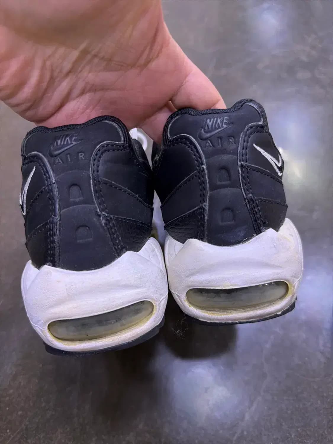 나이키 우먼스 에어맥스95 에센셜 음양 팩 블랙 235 상품이미지7