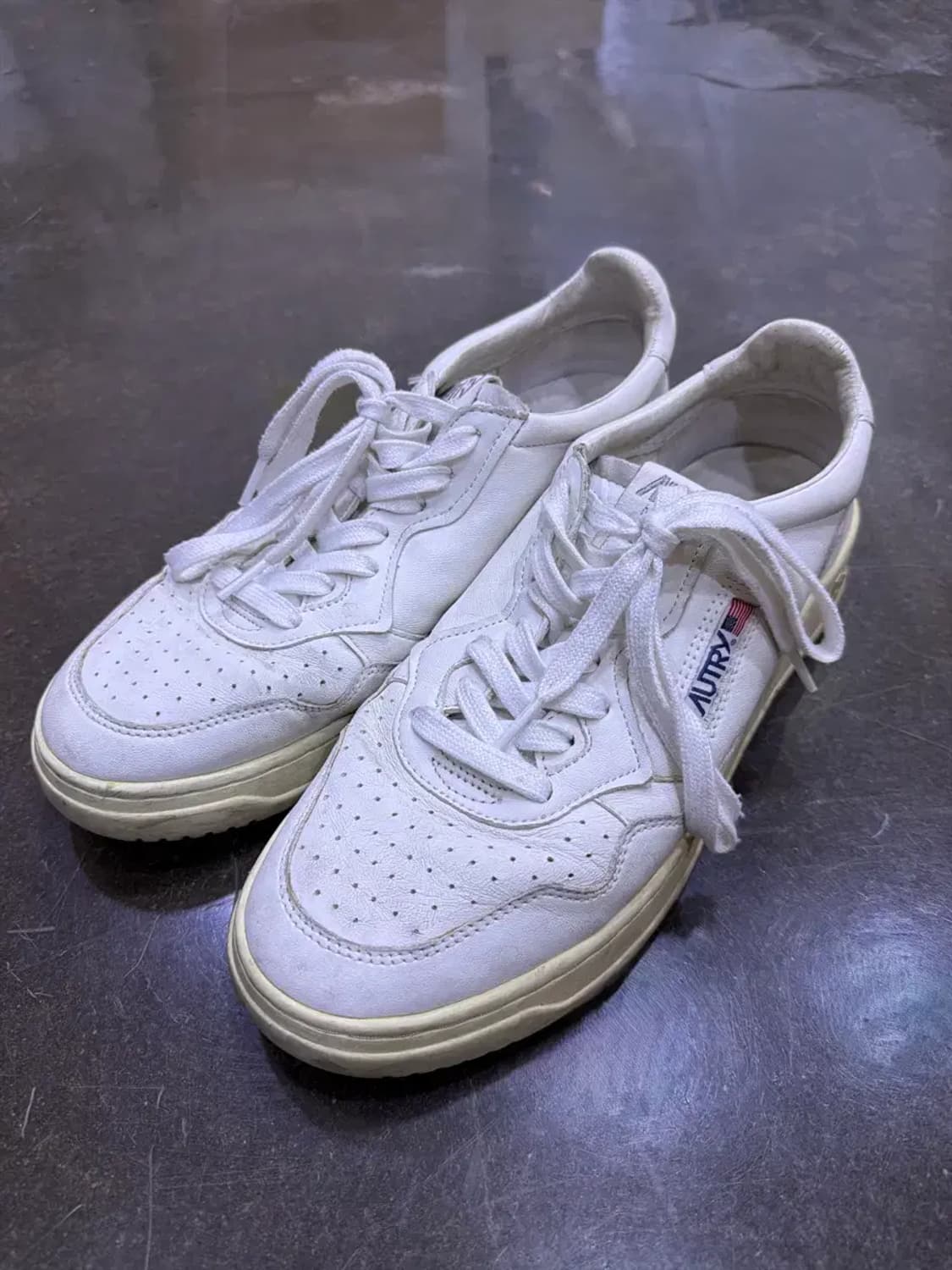 오트리 메달리스트 고트스킨 스니커즈 화이트 43 상품이미지1