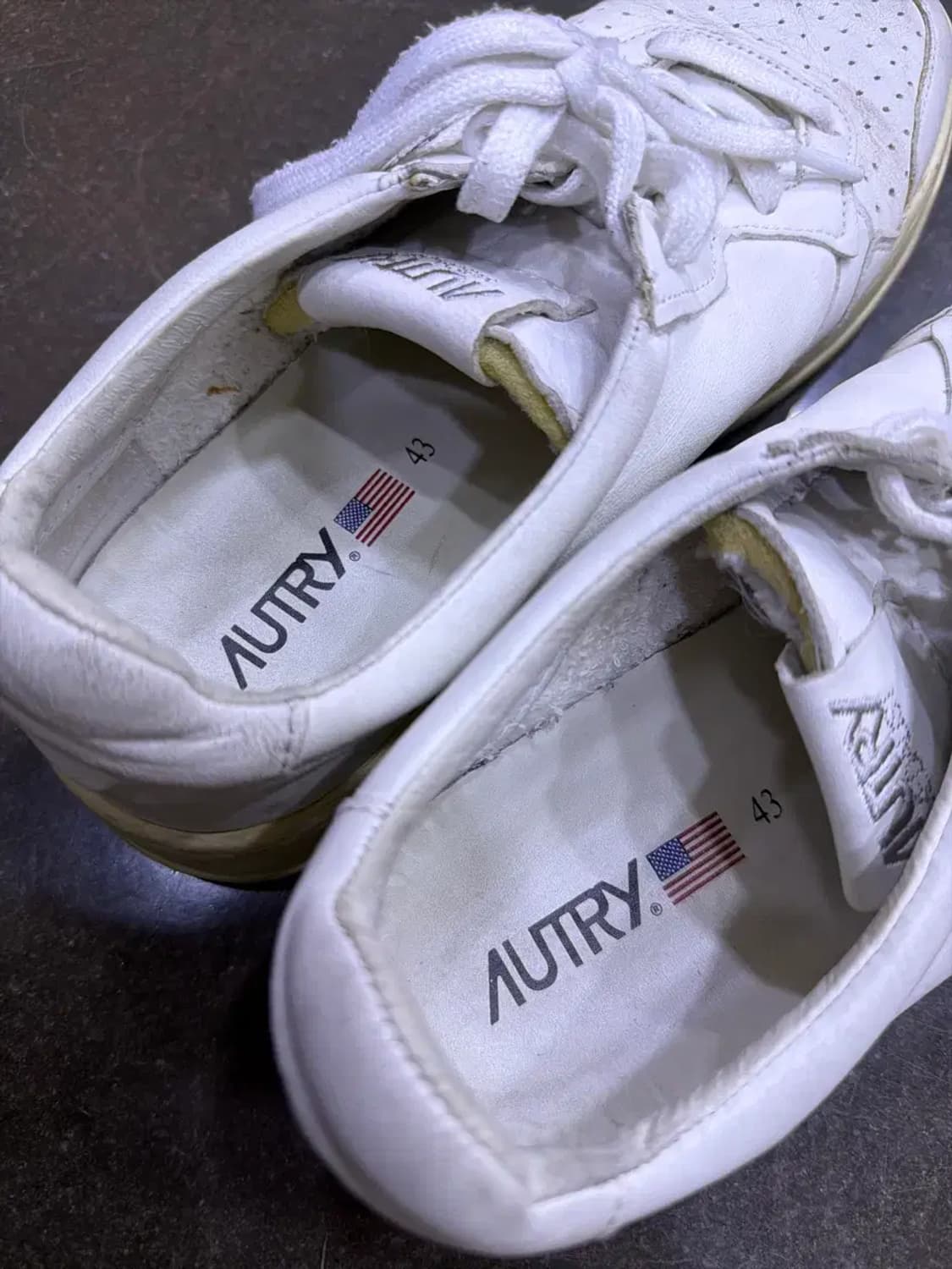 오트리 메달리스트 고트스킨 스니커즈 화이트 43 상품이미지8