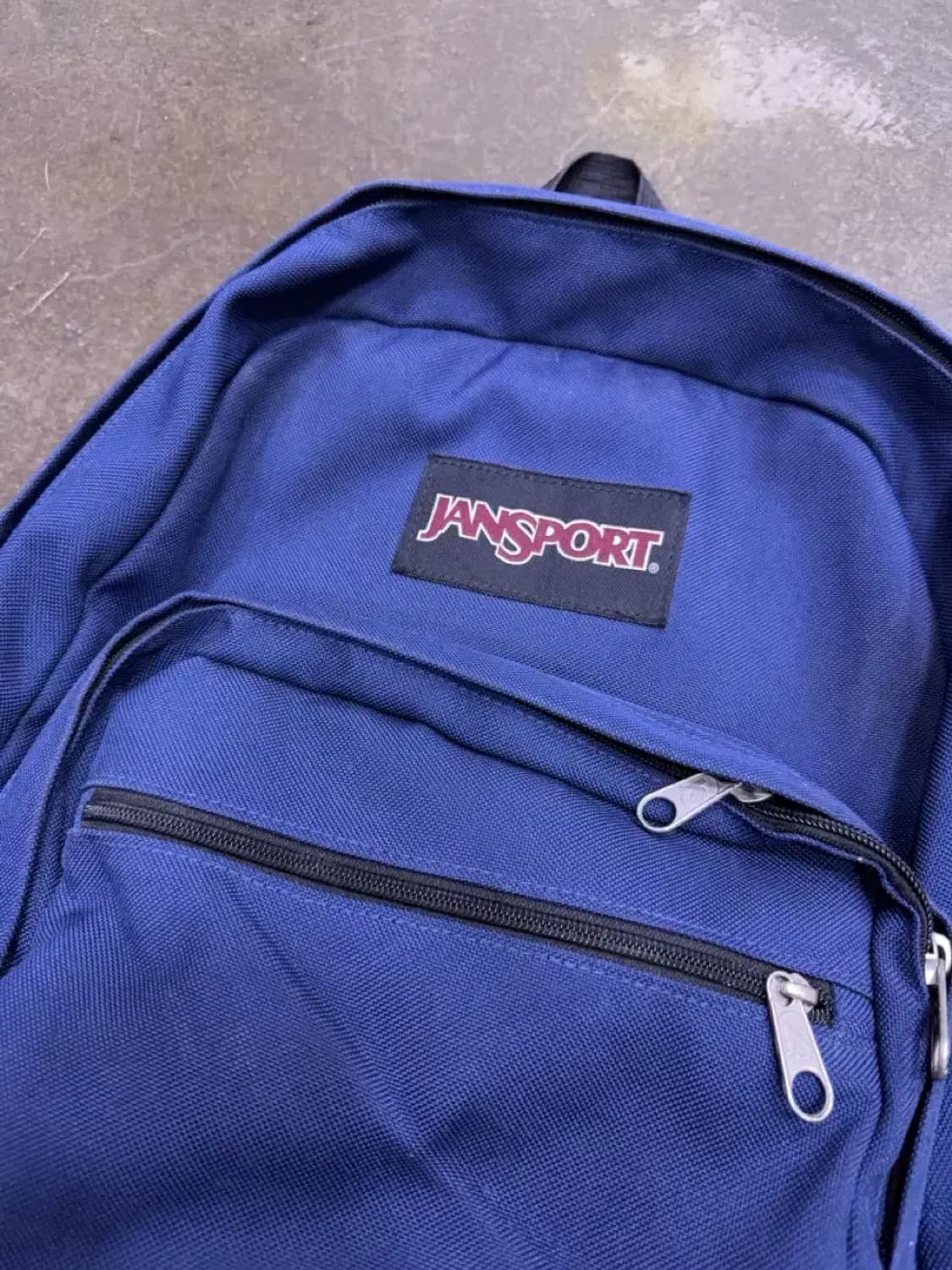 잔스포츠 라이트 스웨이드 네이비 백팩 상품이미지3