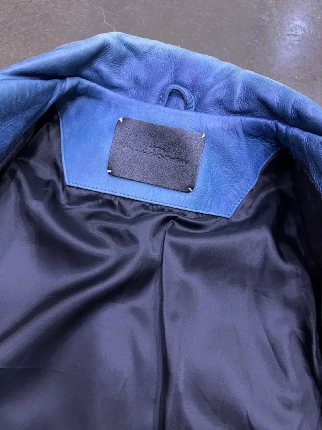 비바스튜디오 x무신사 하드 레더 라이더자켓 에메랄드 블루 S 상품이미지8