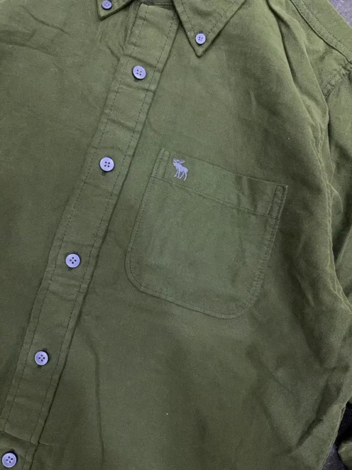 아베크롬비 앤 피치 버튼다운 캐쥬얼 머슬핏 옥스포드 셔츠 올리브 M 상품이미지4