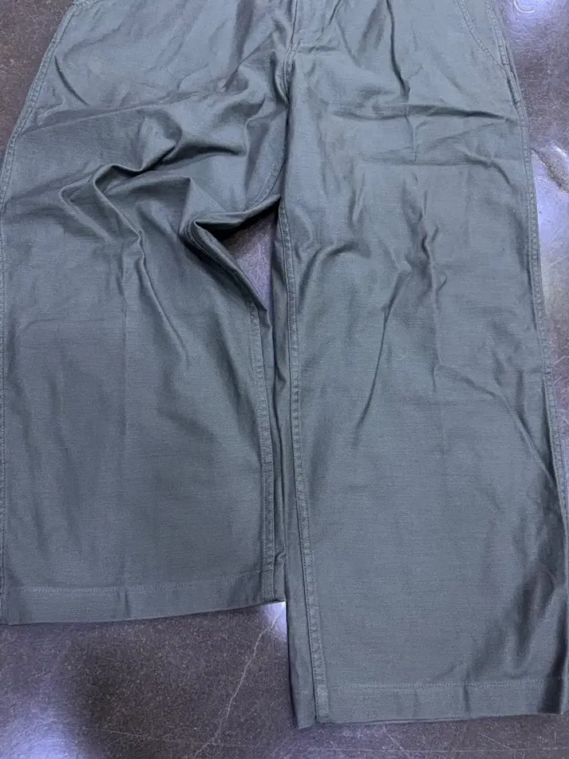 무신사스탠다드 백사틴 오피서 와이드 팬츠 올리브 36 상품이미지5