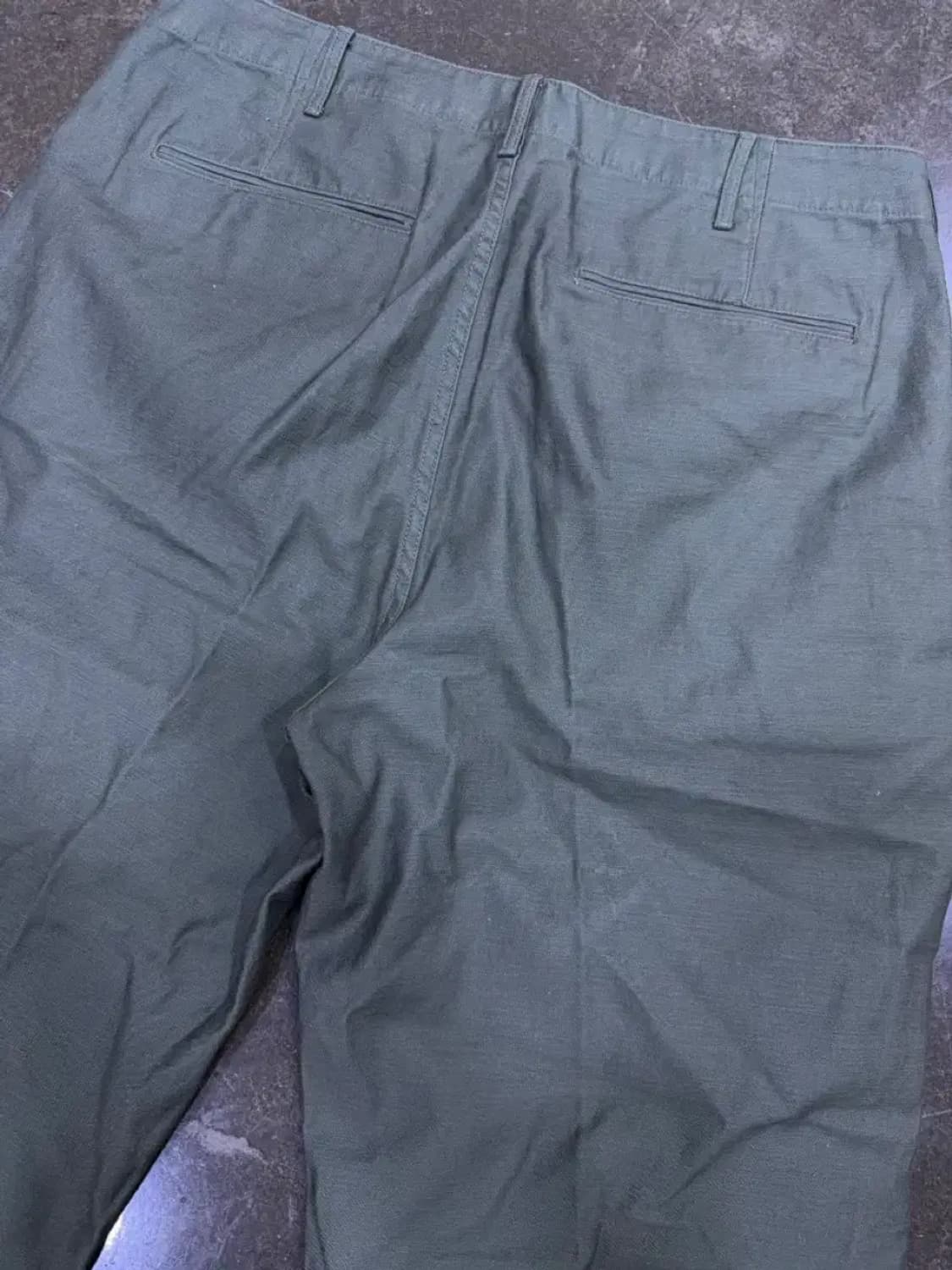 무신사스탠다드 백사틴 오피서 와이드 팬츠 올리브 36 상품이미지6