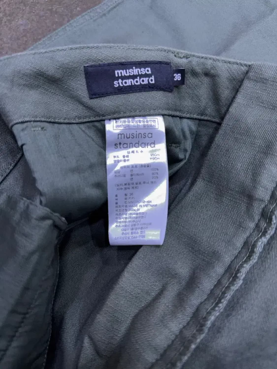 무신사스탠다드 백사틴 오피서 와이드 팬츠 올리브 36 상품이미지7