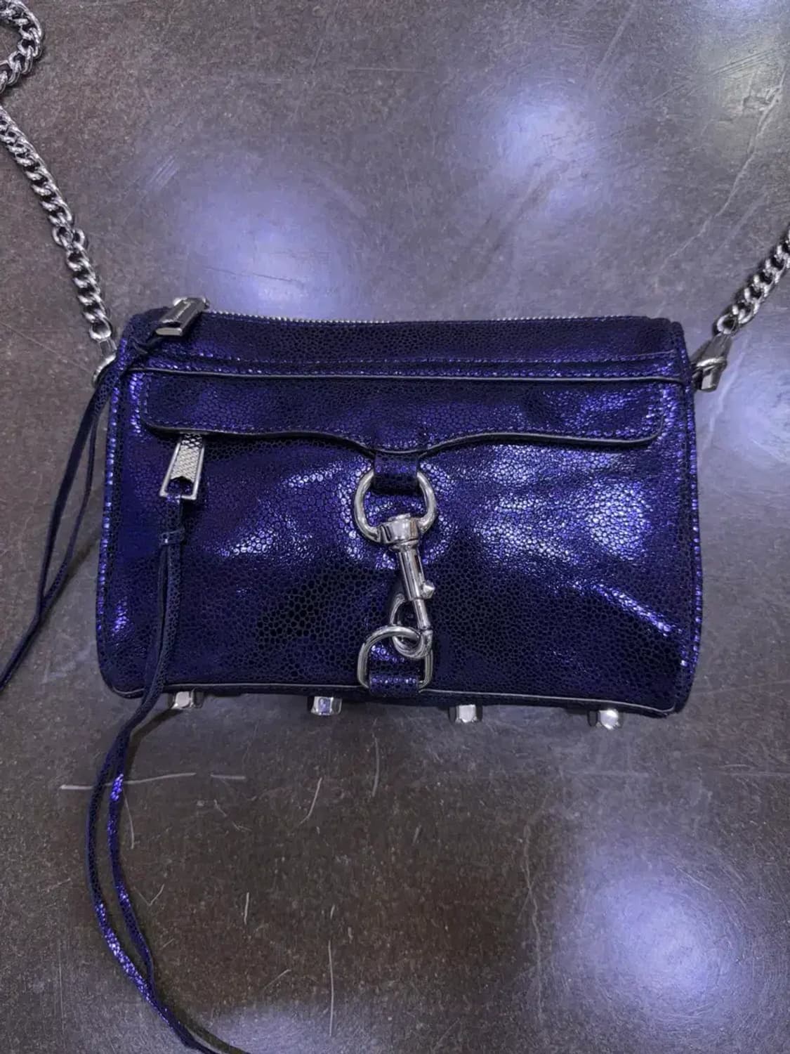 레베카밍코프 체인 크로스백 크로스바디 MAC 미니백 미드나잇 캐비어 상품이미지3