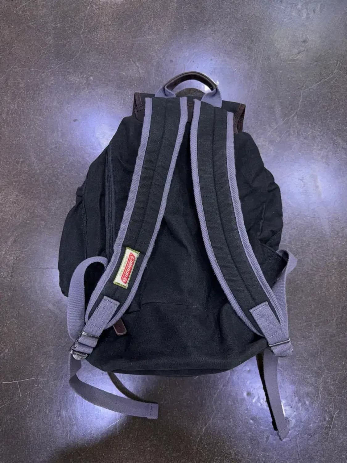 콜맨 캔버스 가죽 배색 아웃도어 멀티 백팩 다크 올리브 상품이미지2