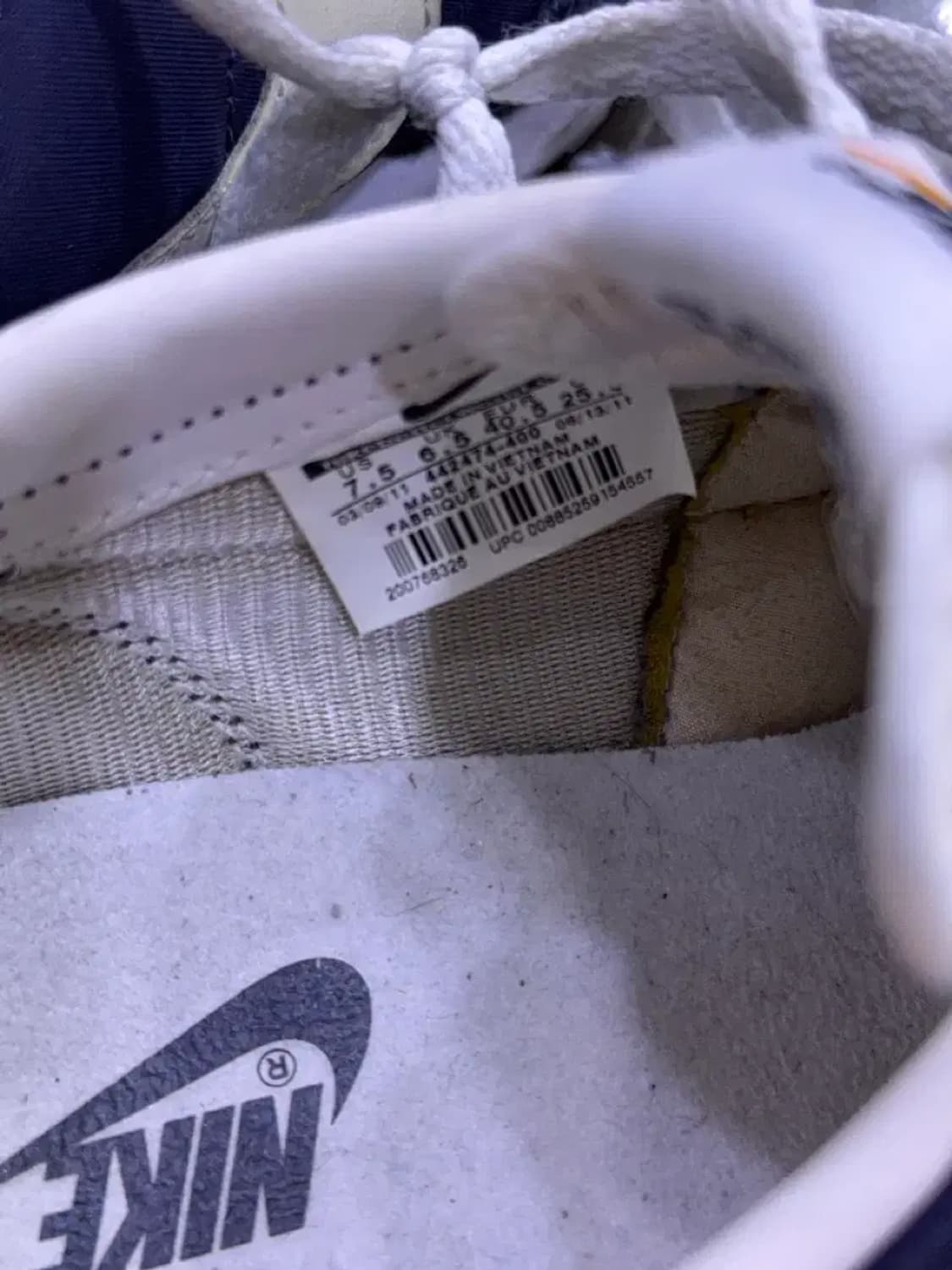 나이키 오세아니아 네이비 화이트 스니커즈 255 상품이미지9