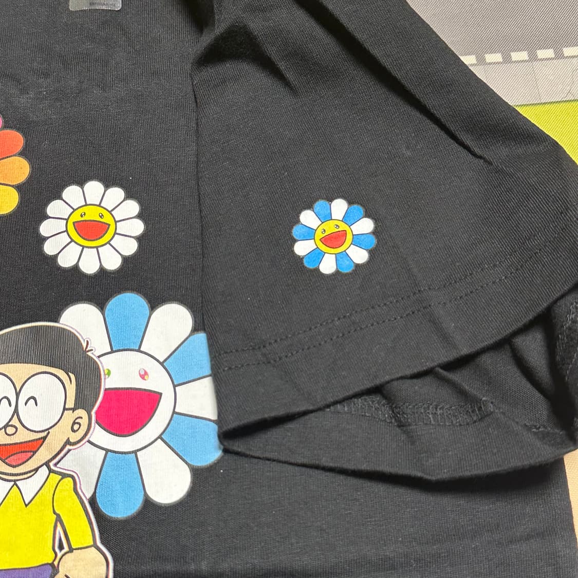 유니클로 ut 무라카미 타카시 도라에몽 어디로든 문 티셔츠 L 상품이미지3