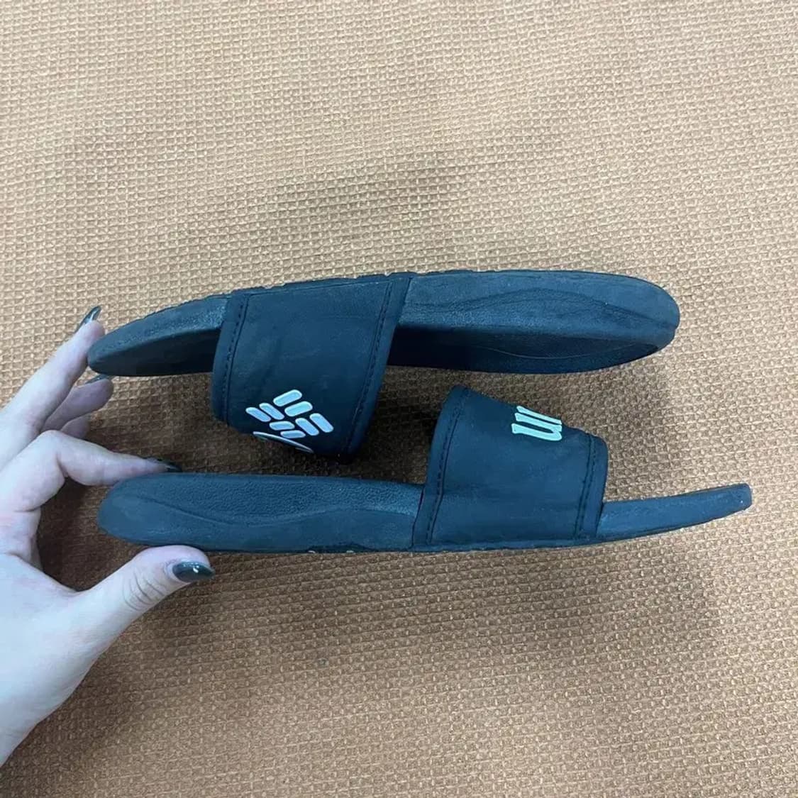 콜럼비아 빅로고 슬리퍼 230 G04985 상품이미지3
