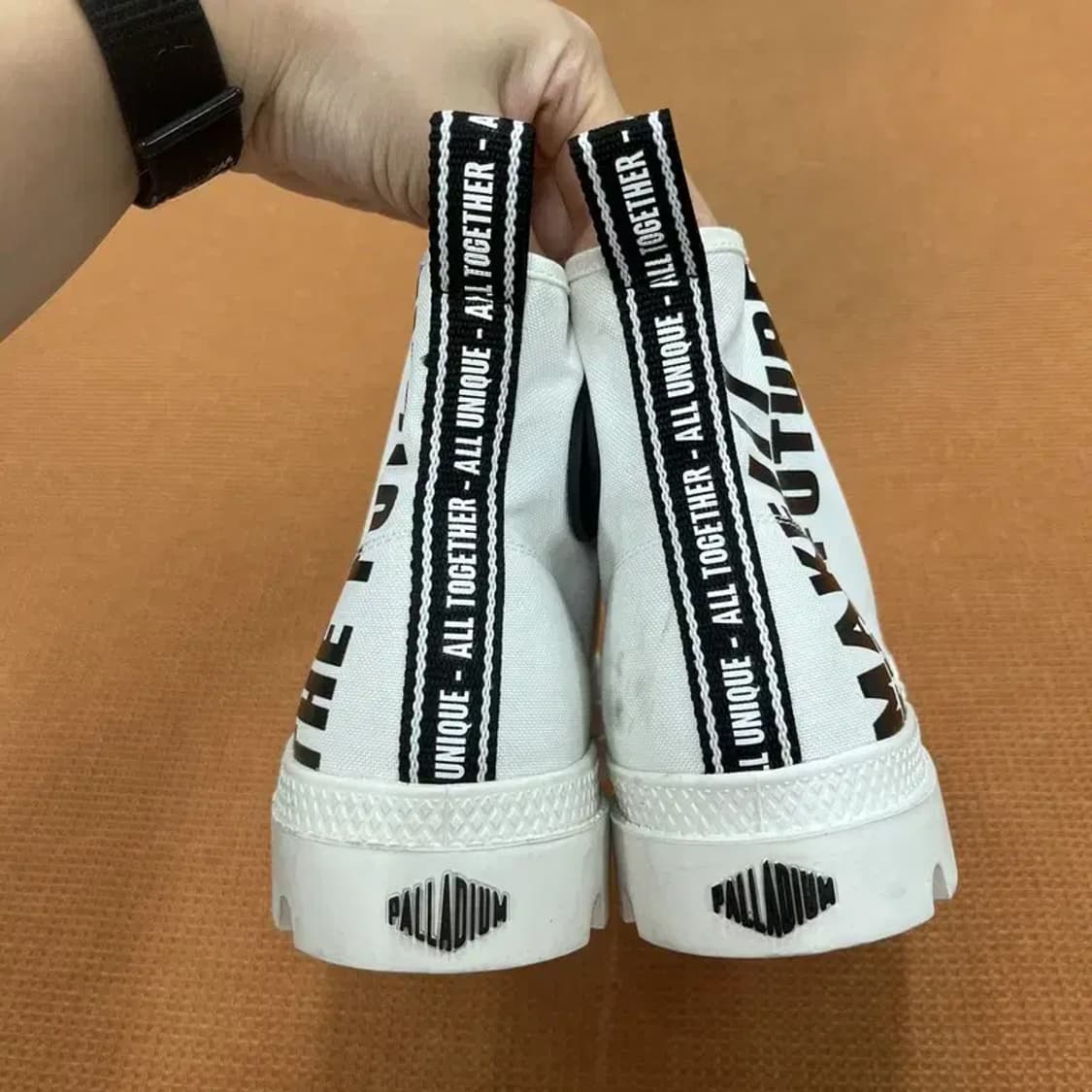 팔라디움 하이탑 스니커즈 운동화 270 G06788 상품이미지2