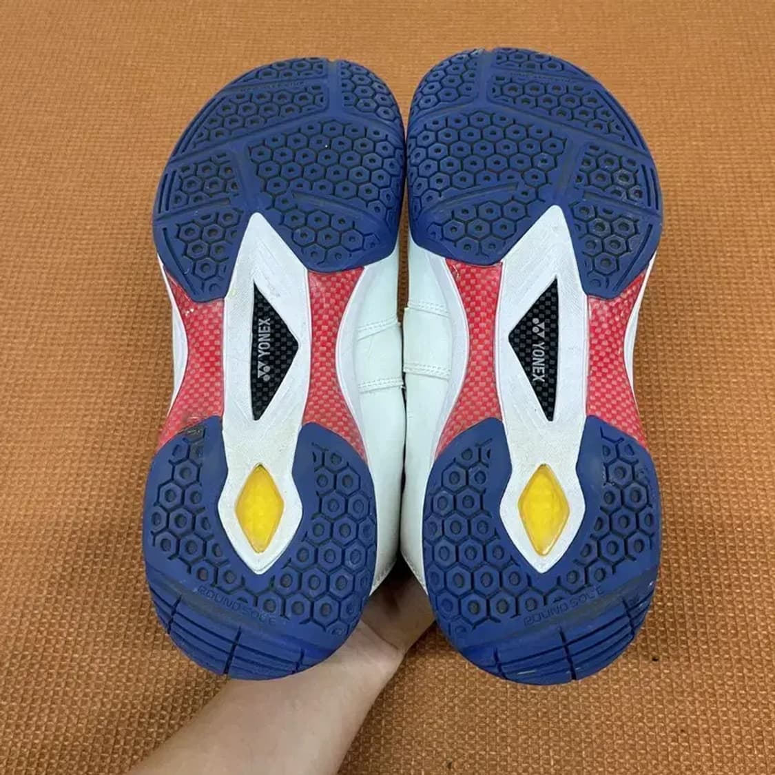 요넥스 파워쿠션 88 다이얼 배드민턴화 운동화 275 G07959 상품이미지4