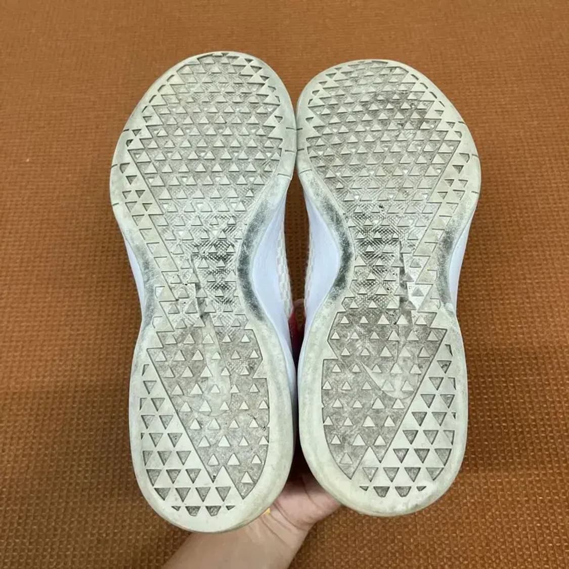 나이키 에어맥스 벨라 TR 2 트레이닝화 운동화 240 G08068 상품이미지4