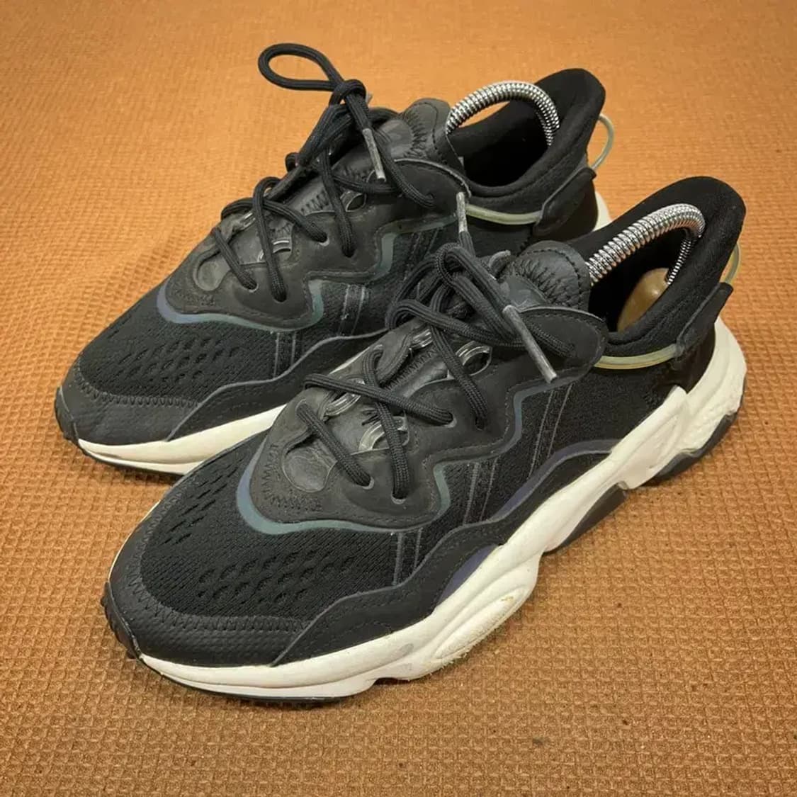 아디다스 오즈위고 스니커즈 운동화 240 G08364 상품이미지1