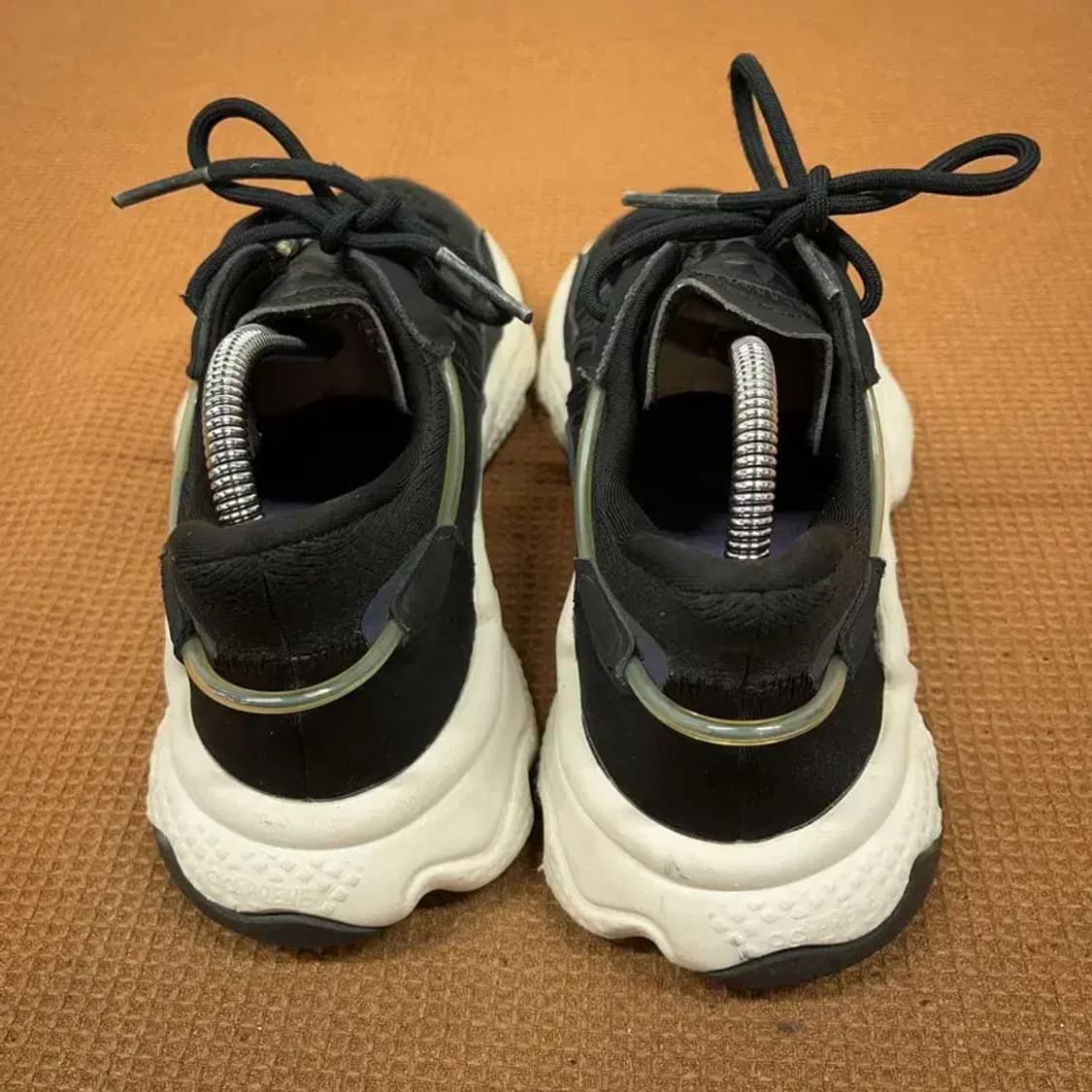 아디다스 오즈위고 스니커즈 운동화 240 G08364 상품이미지2