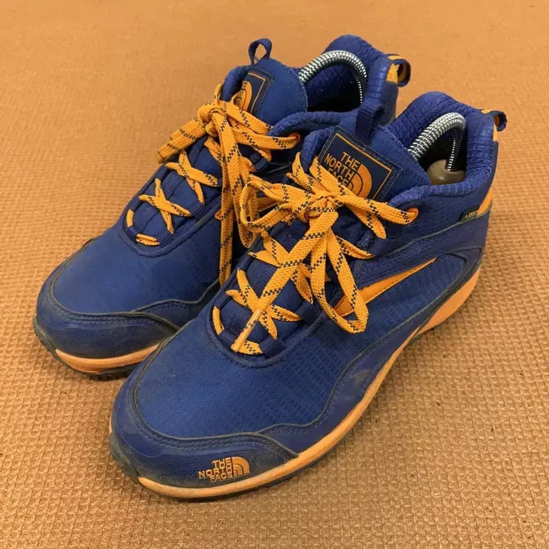노스페이스 아웃도어 작업화 등산화 여자 신발 235 G08418 상품이미지1