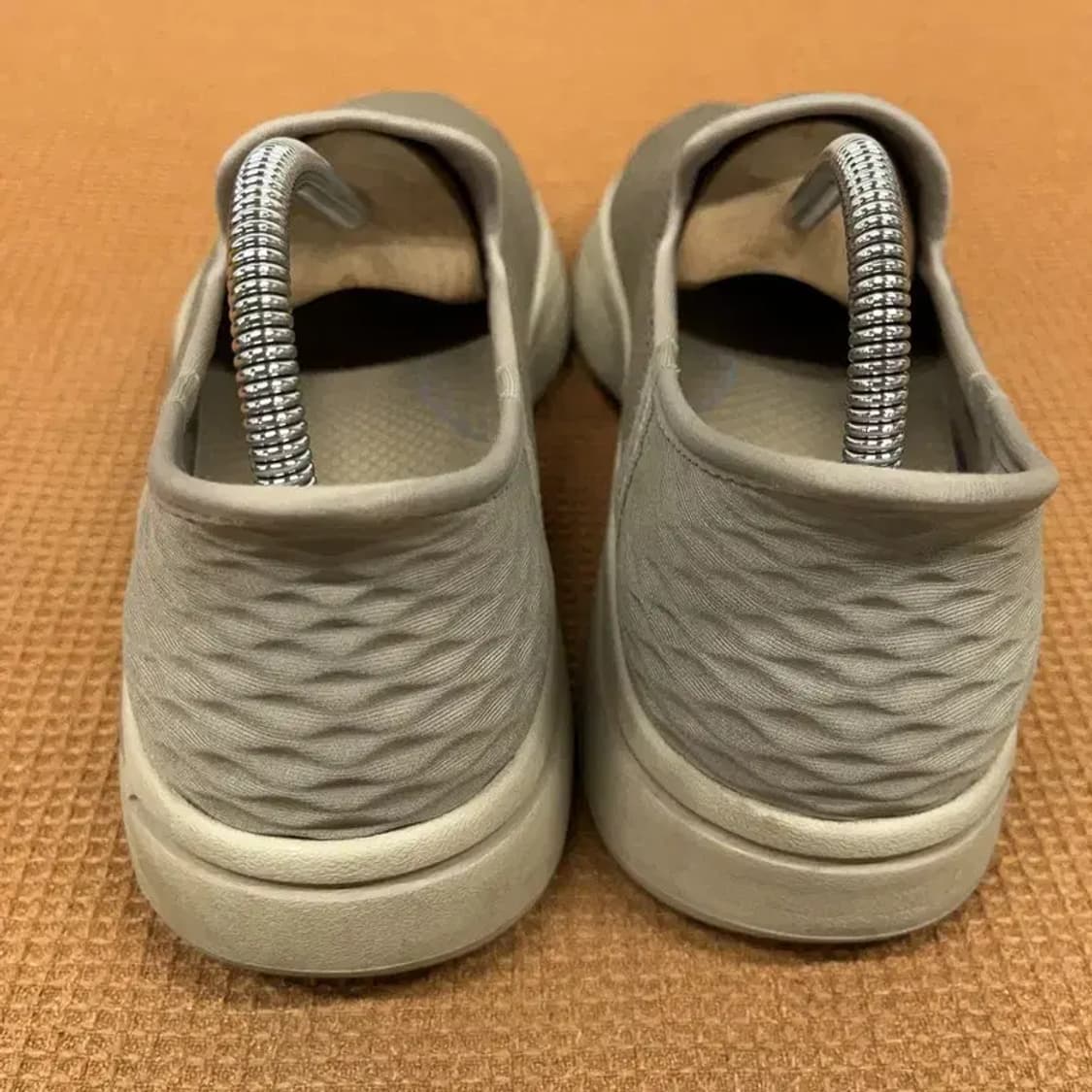 스케쳐스 슬립온 여자 신발 245 G08398 상품이미지2