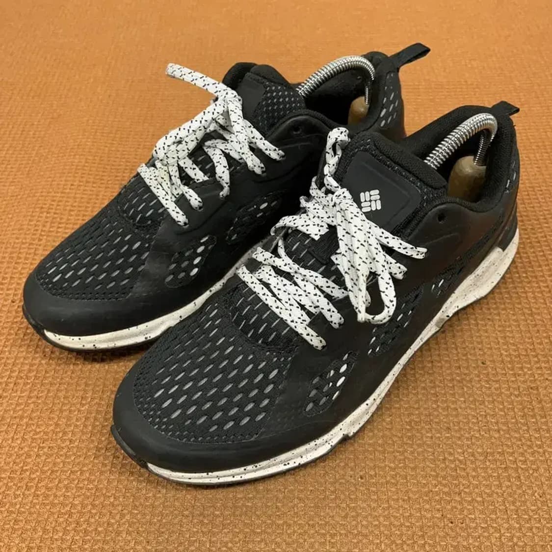 콜럼비아 등산 아웃도어 운동화 신발 250 G08414 상품이미지1