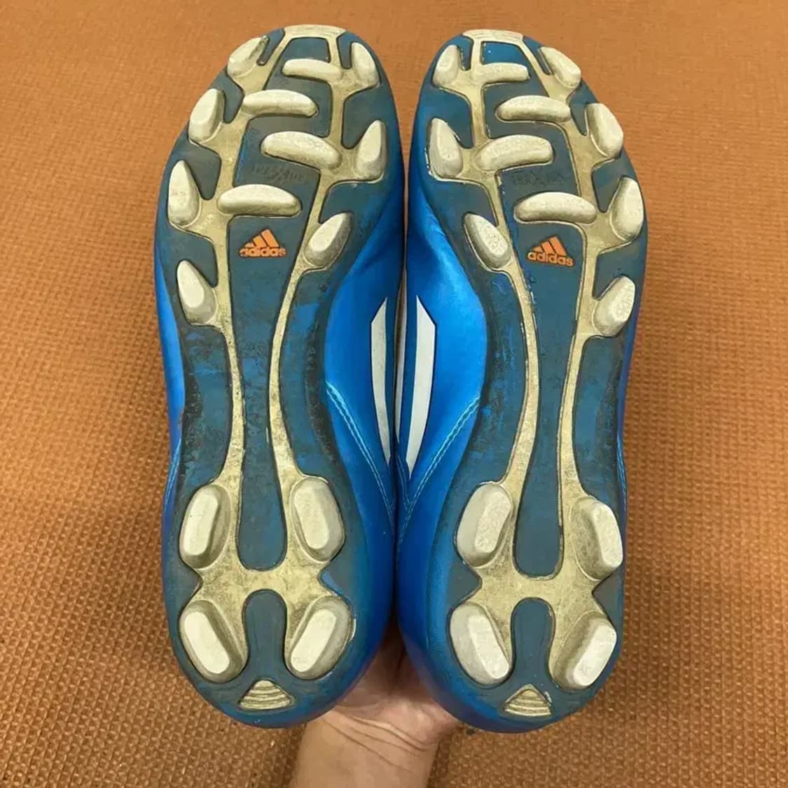 아디다스 F5 TRX HG 남자 축구화 270 G08417 상품이미지4