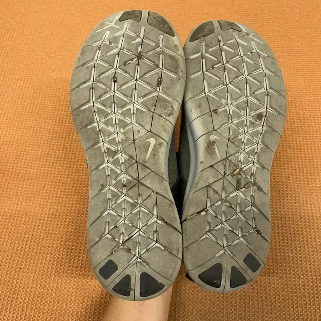 나이키 프리 런 커뮤터 운동화 런닝화 신발 250 G08428 상품이미지4