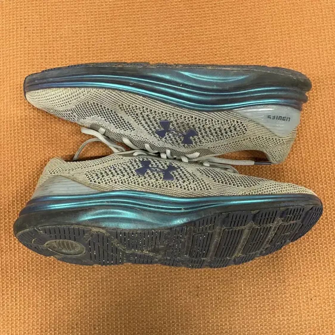 언더아머 리퀴파이 그레이블루 런닝화 운동화 신발 295 G08444 상품이미지3