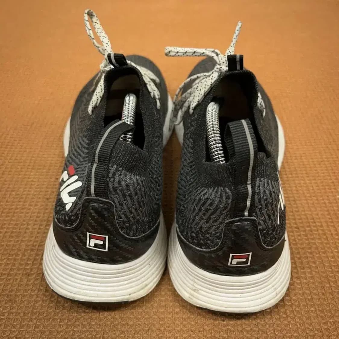 필라 FILA 블랙 니트 운동화 남자 신발 270 G08471 상품이미지2