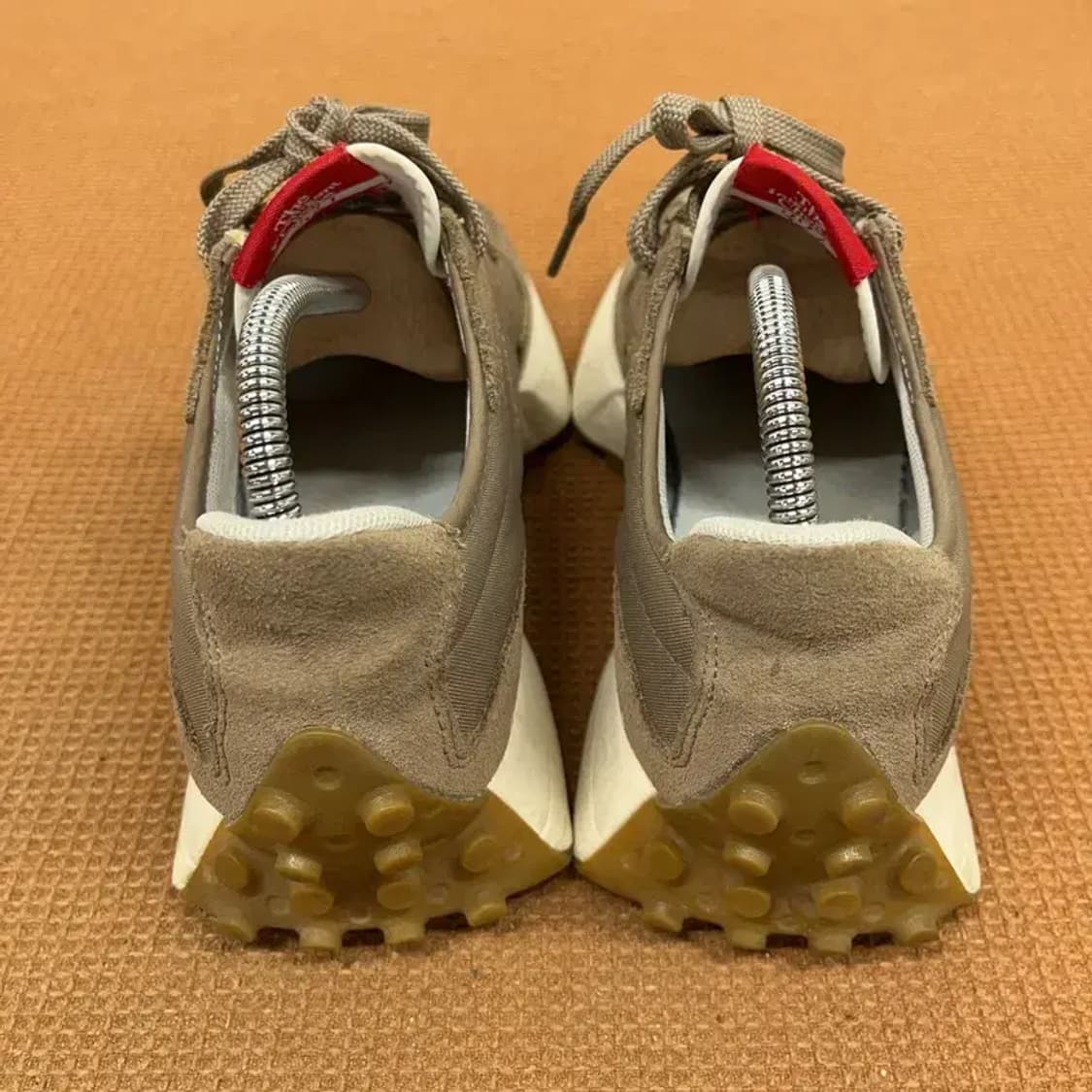 뉴발란스 327 브라운 스니커즈 운동화 신발 240 G08483 상품이미지2