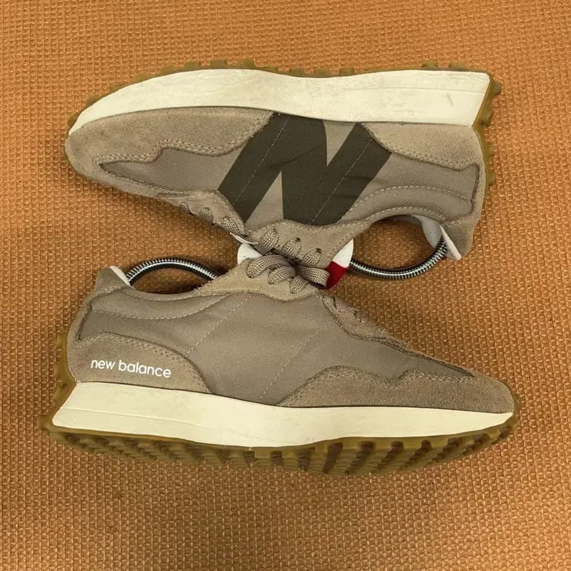 뉴발란스 327 브라운 스니커즈 운동화 신발 240 G08483 상품이미지3