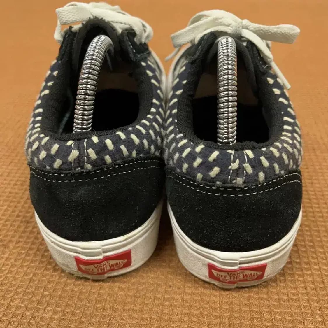 반스 엠브로더리 컴피쿠시 스니커즈 운동화 250 G08492 상품이미지2