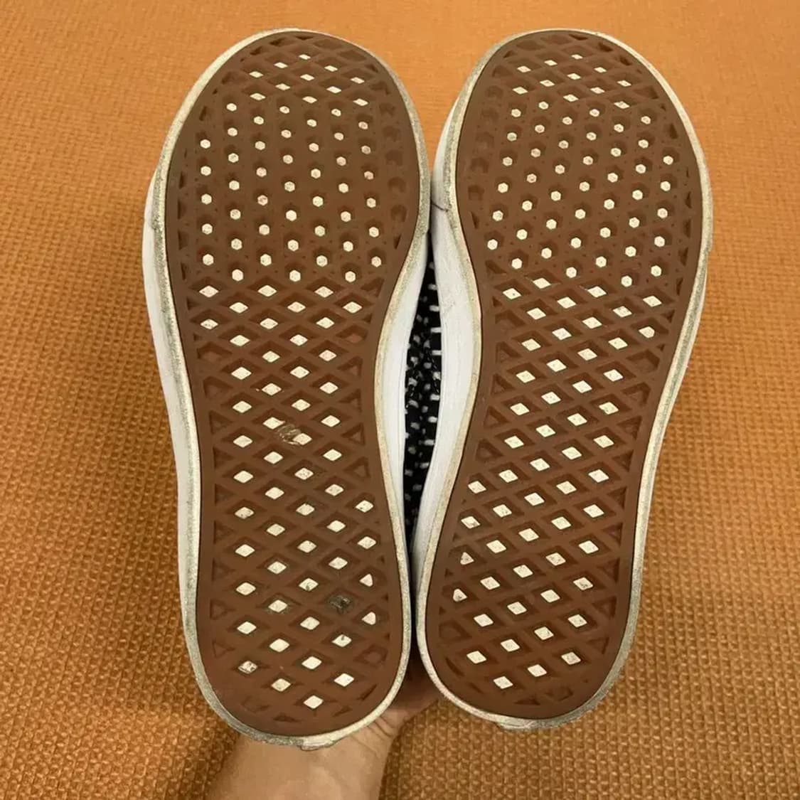 반스 엠브로더리 컴피쿠시 스니커즈 운동화 250 G08492 상품이미지4