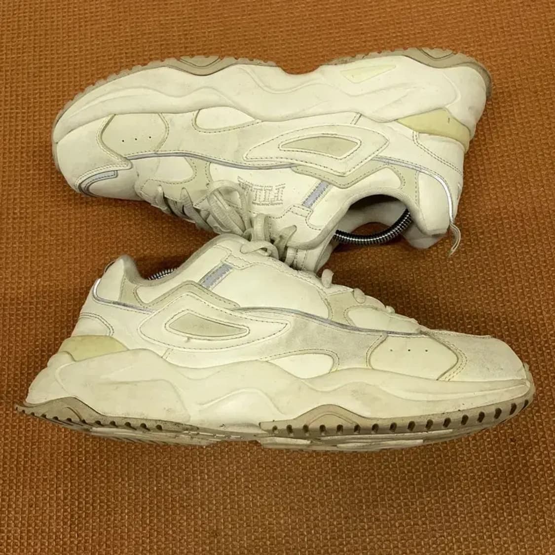 휠라 레이플라이드 스니커즈 운동화 UK8 G08493 상품이미지3