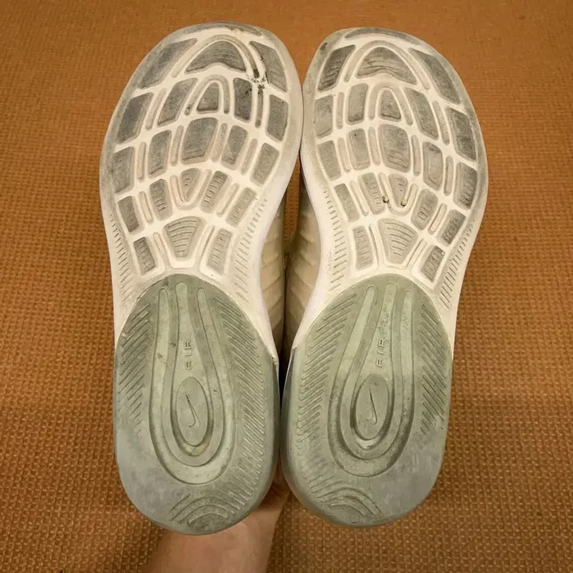 나이키 에어맥스 엑시스 운동화 230 G08541 상품이미지4