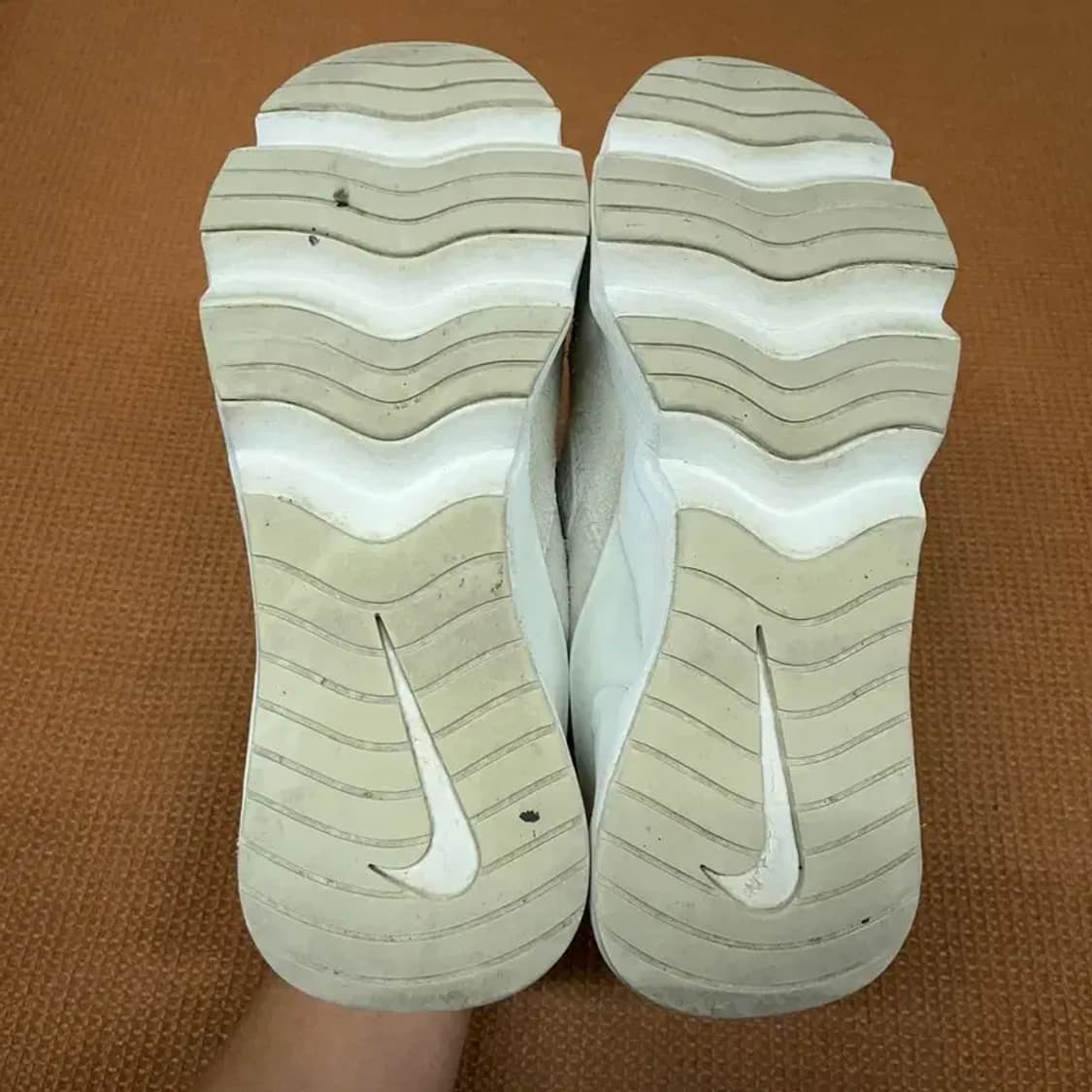 나이키 서밋 화이트 메탈릭 골 245 G08552 상품이미지4