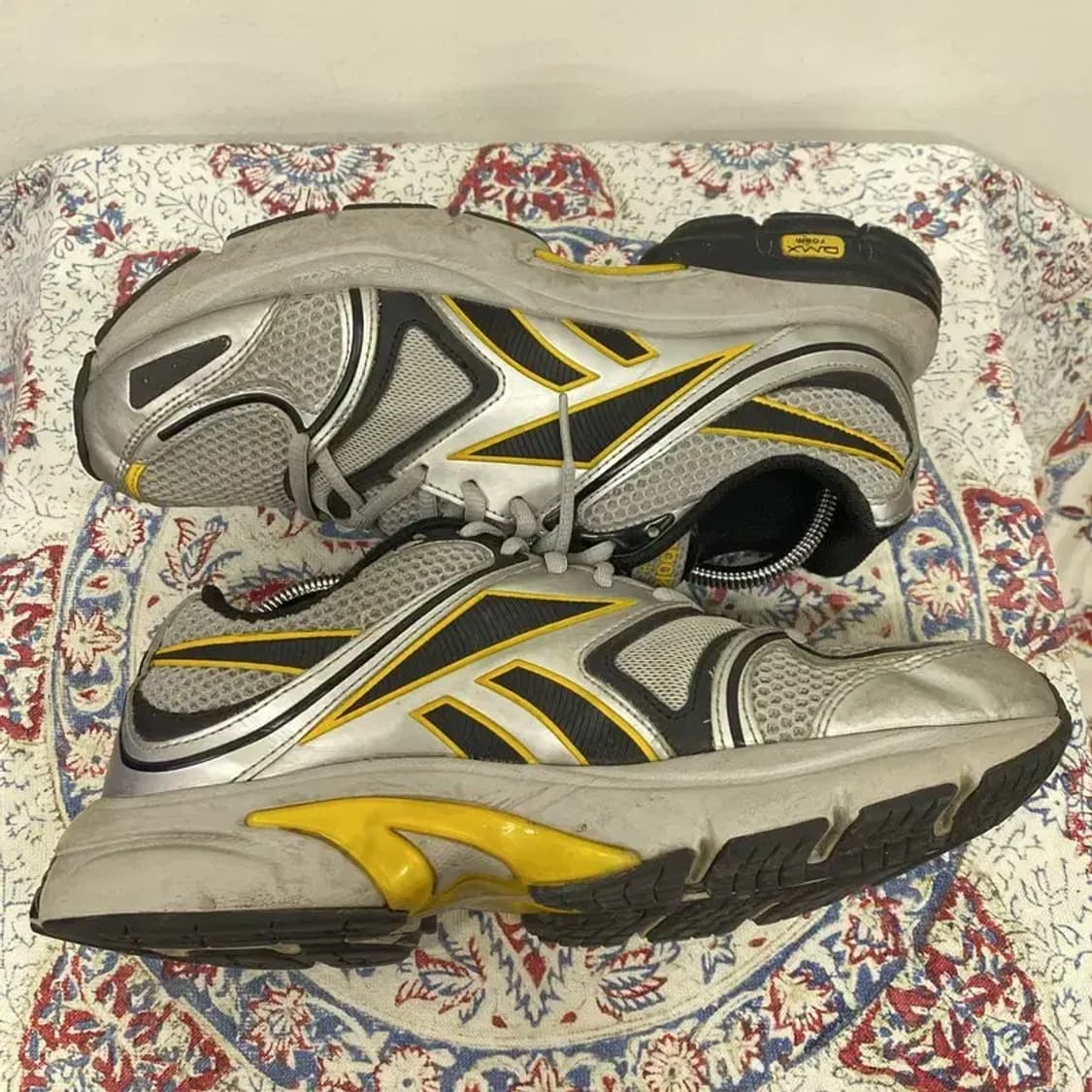 리복 프리미어 로드 VI 옐로우 운동화 런닝화 265 E00009 상품이미지3