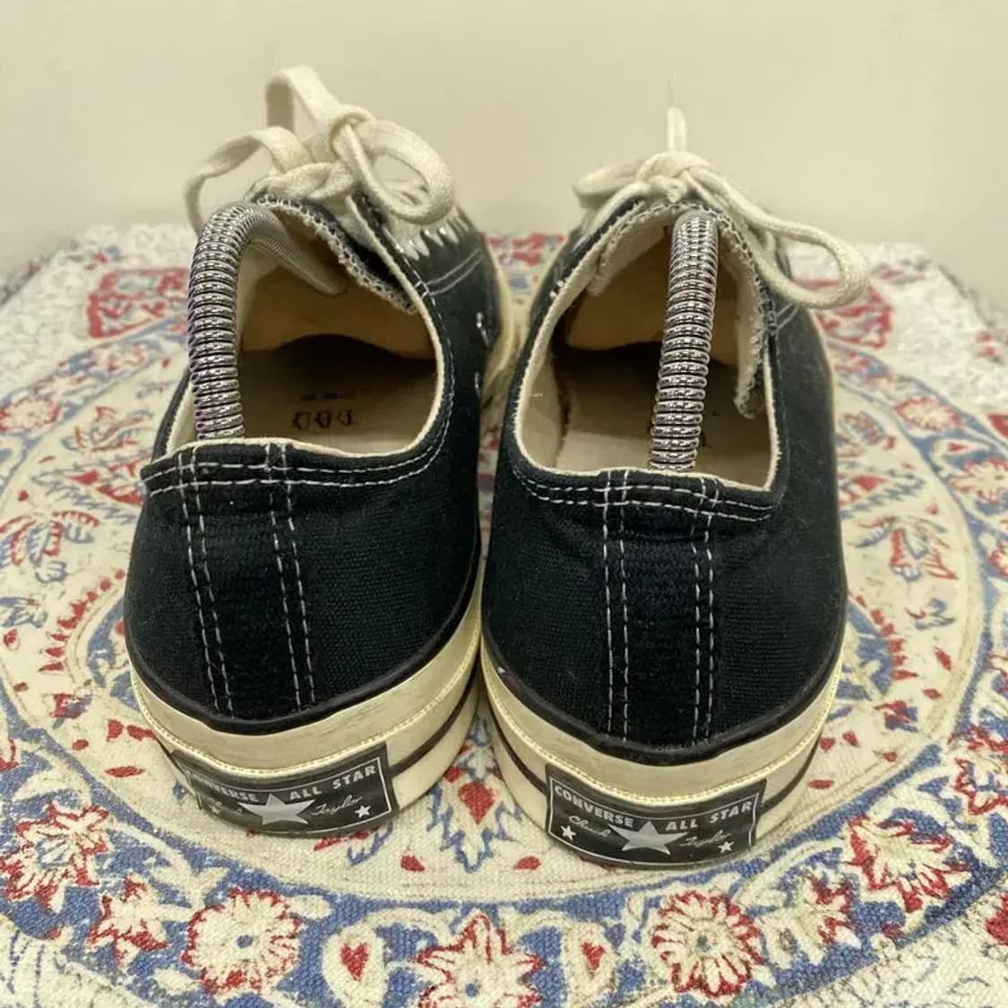 컨버스 척테일러 올스타 하이 블랙 스니커즈 255 E00014 상품이미지2