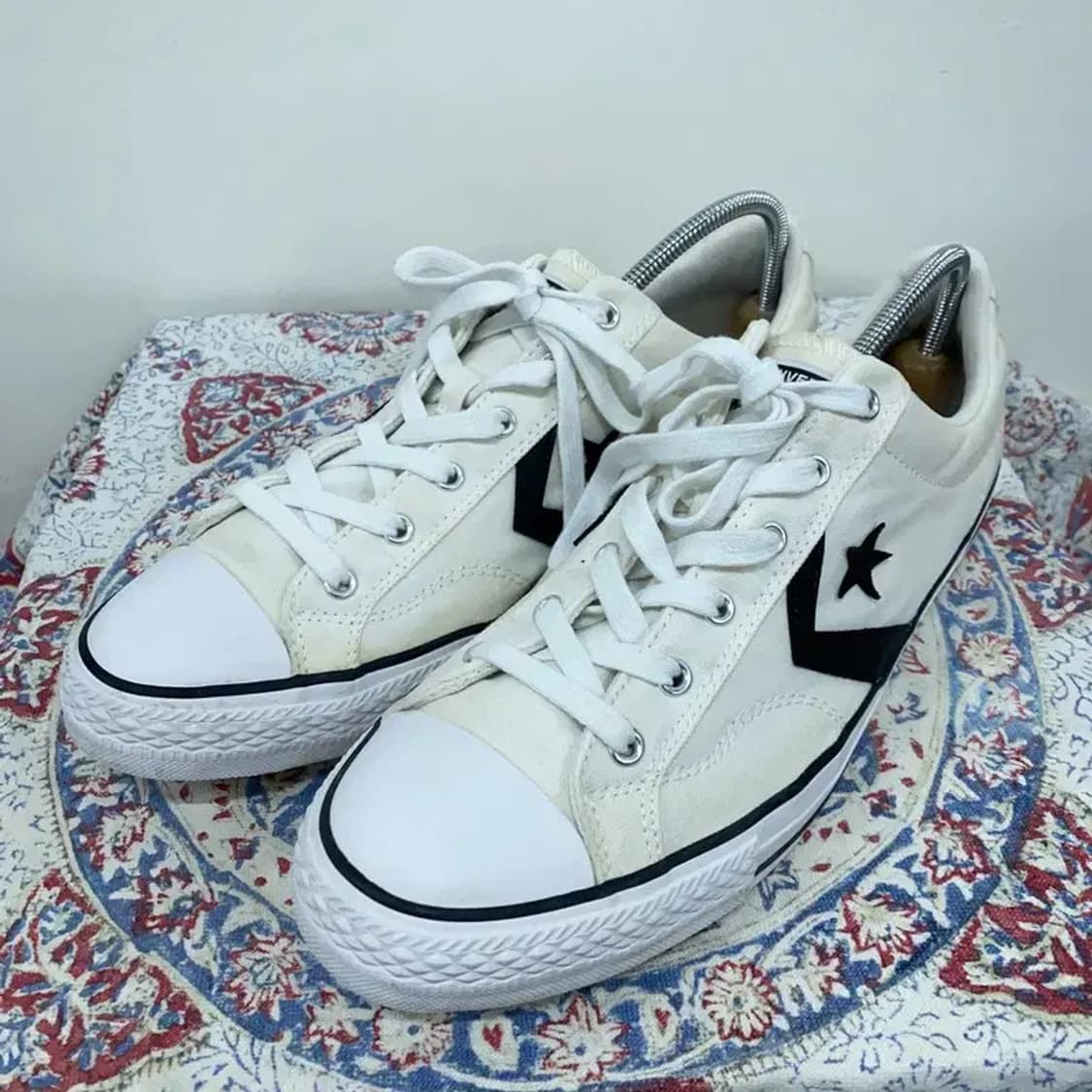 컨버스 스타 플레이어 76 프리미엄 캔버스 스니커즈 300 E00037 상품이미지1