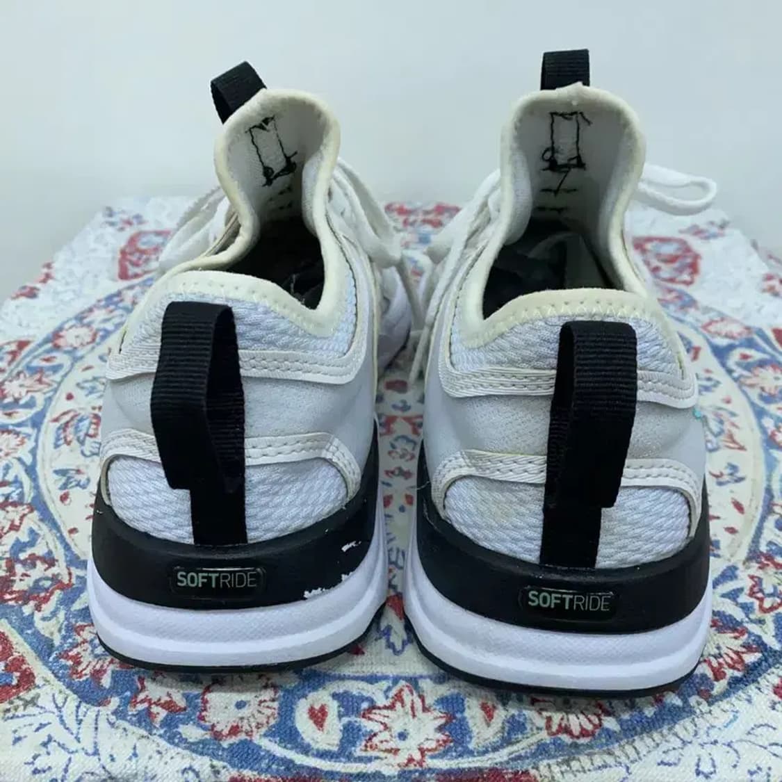 푸마 소프트라이드 소피 런닝화 운동화 240 E00044 상품이미지2