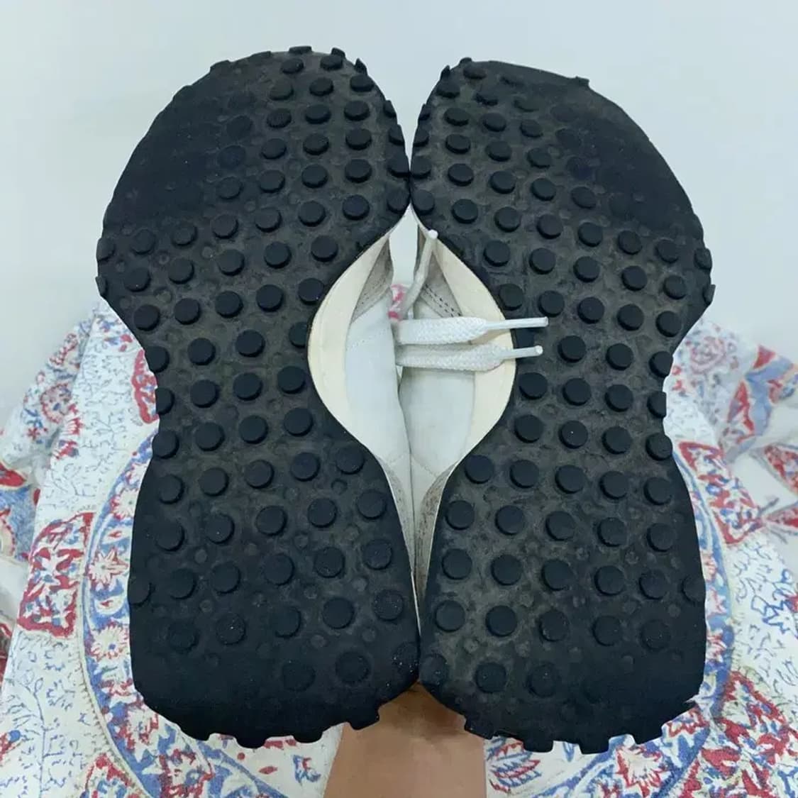 뉴발란스 327 그레이 스니커즈 운동화 245 E00058 상품이미지3